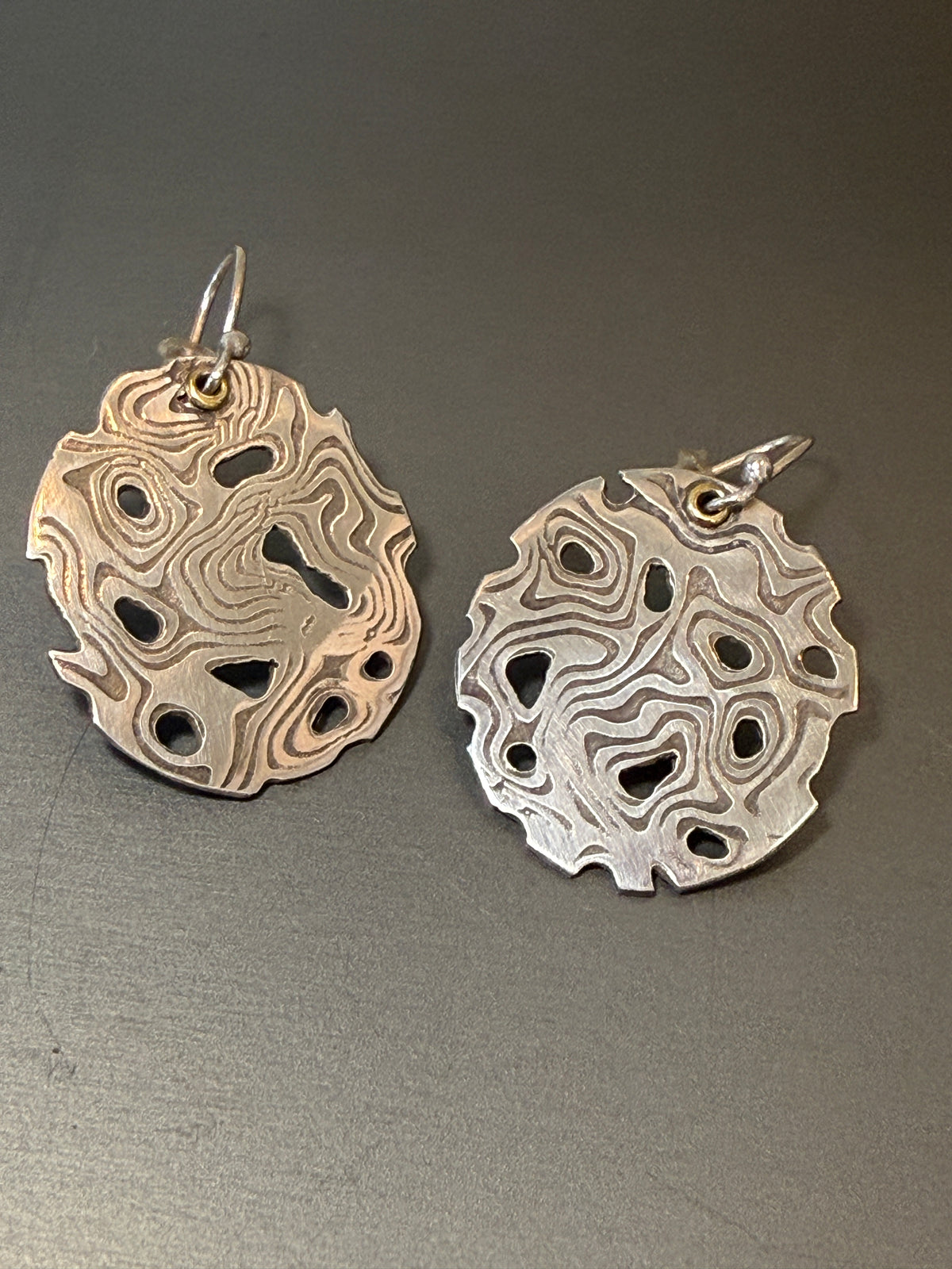 Textured swirl earrings