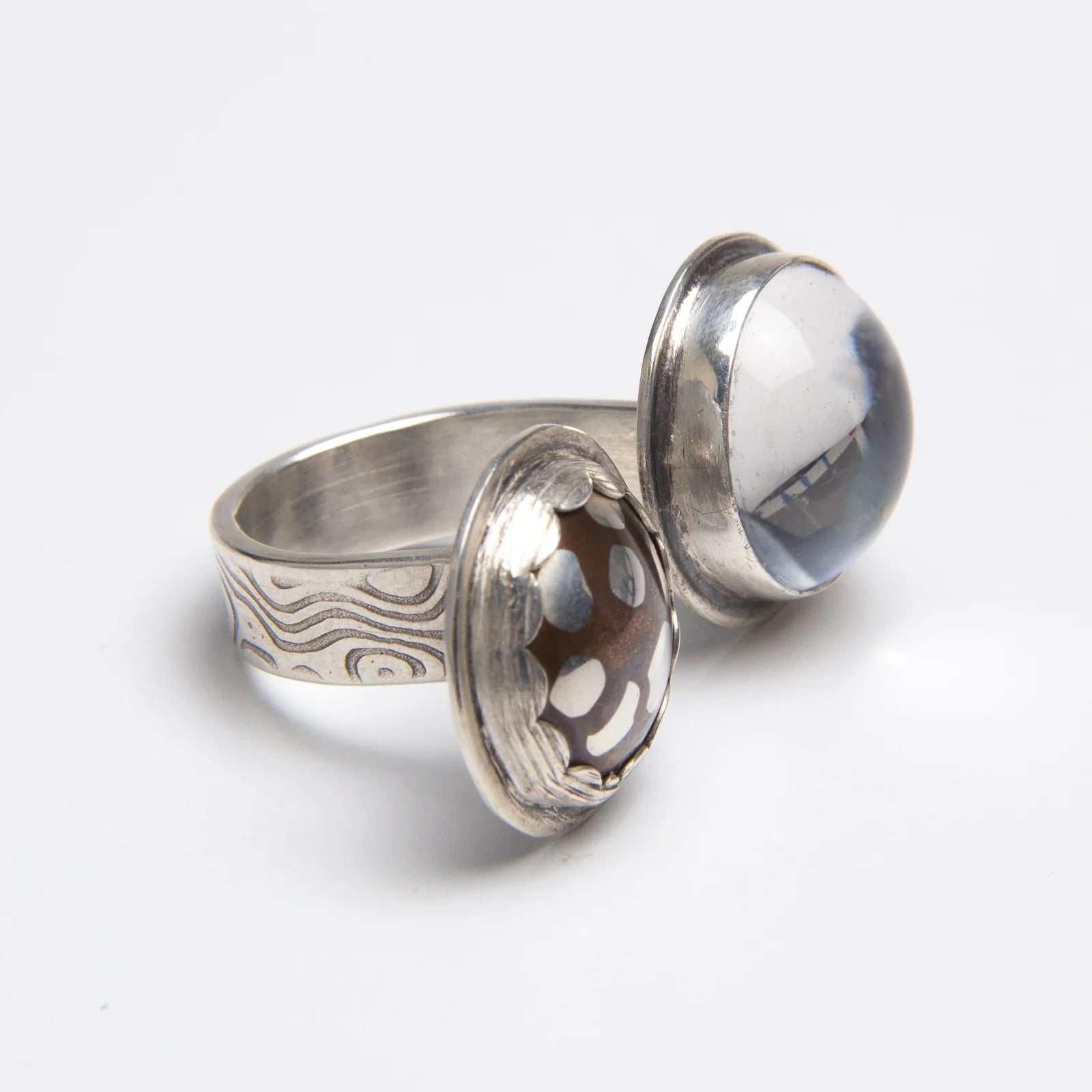 Multitudes Ring