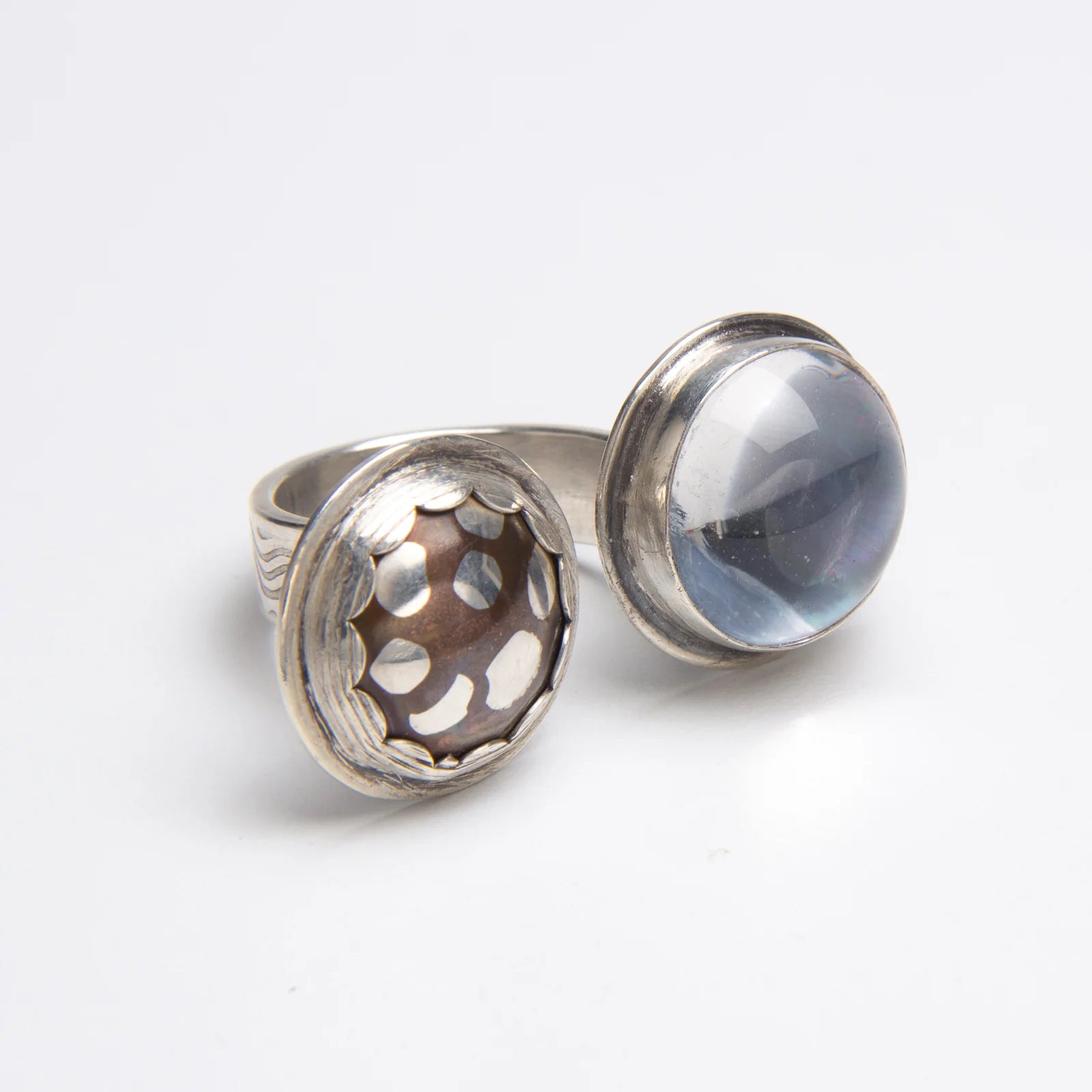 Multitudes Ring